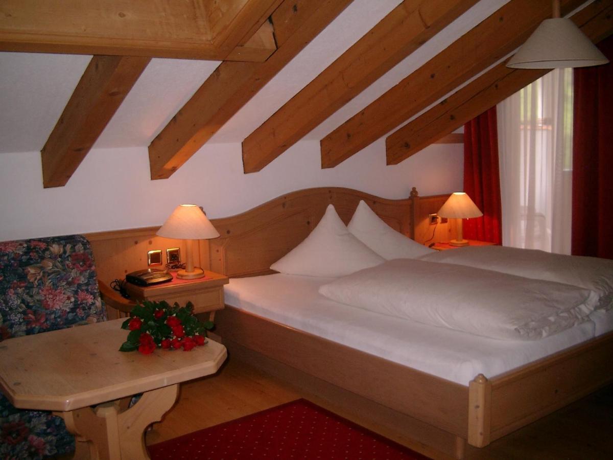 Hotel Camona & Apart Walserhof Samnaun Quarto foto